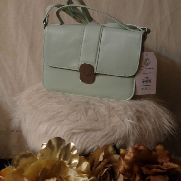 NEW PURSE Size Small By Time And Tru Mint - Picture 1 of 4
